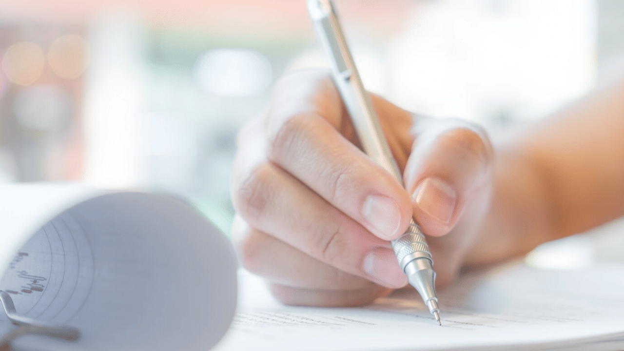 Kerala SSLC Exam 2025: എസ്എസ്എല്‍സി പരീക്ഷ ഉടൻ അവസാനിക്കും; ഫലം എന്ന്? പ്ലസ് വൺ അഡ്മിഷൻ എപ്പോൾ?