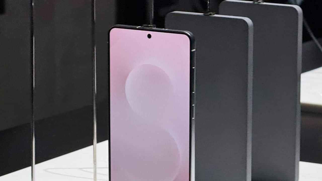 Samsung Galaxy S25 Edge: ഐഫോൺ എയറിനെ എയറിലാക്കാൻ സാംസങ് ഗ്യാലക്സി എസ്25 എഡ്ജ്; ഫീച്ചേഴ്സ് അറിയാം