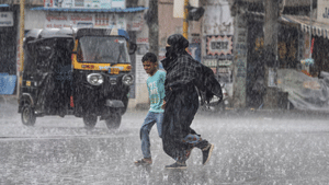 Kerala Rain Alert: സംസ്ഥാനത്ത് ഇന്ന് ഇടിമിന്നലോട് കൂടിയ ശക്തമായ മഴയ്ക്ക് സാധ്യത; രണ്ടു ജില്ലകളില്‍ യെല്ലോ അലര്‍ട്ട്