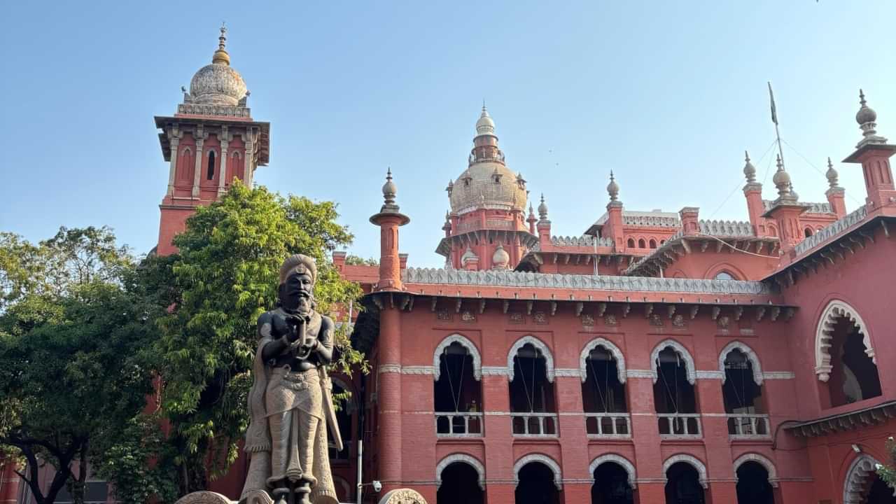 Madras High Court: മെട്രോ സ്റ്റേഷനായി ക്ഷേത്രഭൂമി വിട്ടുനൽകാം; ദൈവം ക്ഷമിച്ചോളുമെന്ന് മദ്രാസ് ഹൈക്കോടതി