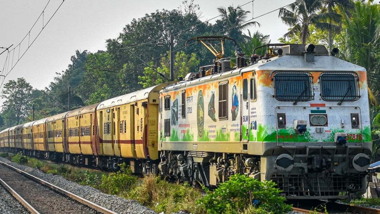 Railway Updates : നാഗർകോവിൽ-കോട്ടയം എക്സ്പ്രസിന് പുതിയ സ്റ്റോപ്പ് അനുവദിച്ചു; ദക്ഷിണ റെയിൽവെ അറിയിപ്പ് നൽകിയെന്ന് കൊടിക്കുന്നിൽ സുരേഷ്