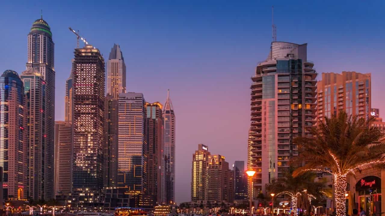 UAE Global Happiness Index: ഗ്ലോബൽ ഹാപ്പിനസ് ഇൻഡക്സിൽ യുഎഇയ്ക്ക് നേട്ടം; പിന്നിലാക്കിയത് അമേരിക്കയും ഇംഗ്ലണ്ടും അടക്കമുള്ള രാജ്യങ്ങളെ