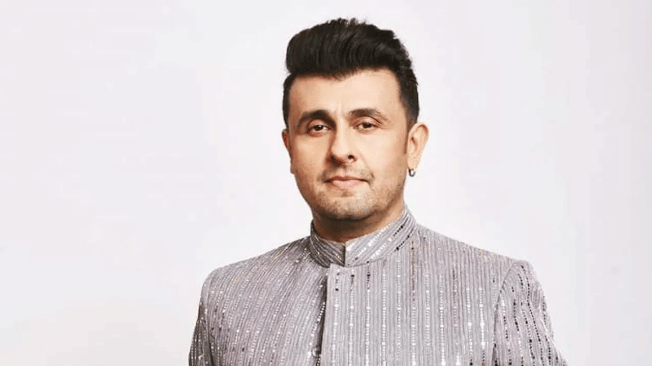 Sonu Nigam: സോനു നിഗത്തിന് നേരെ കല്ലേറ്; പരിപാടി നിർത്തിവെച്ച് താരം, വിഡിയോ വൈറൽ Sonu Nigam: സോനു നിഗത്തിന് നേരെ കല്ലേറ്; പരിപാടി നിർത്തിവെച്ച് താരം, വിഡിയോ വൈറൽ