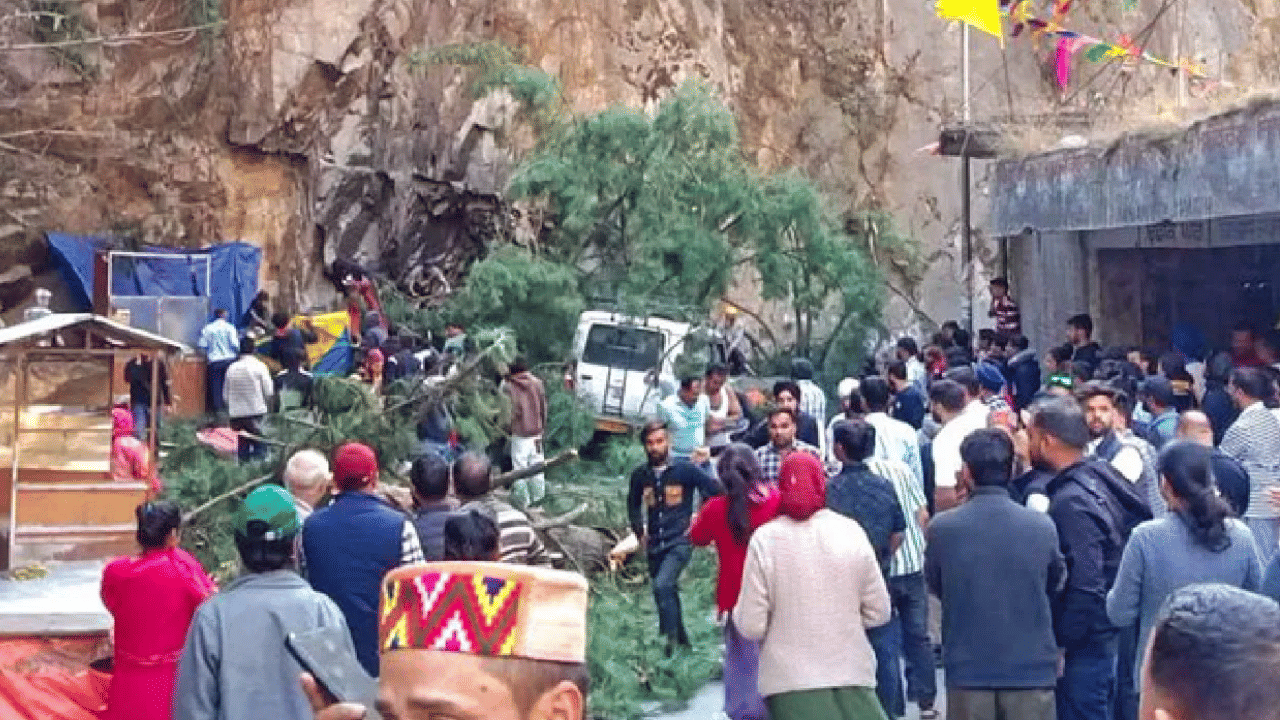 Himachal Pradesh Landslide: ഹിമാചൽ പ്രദേശിൽ മണ്ണിടിച്ചിൽ; 6 പേർക്ക് ദാരുണാന്ത്യം