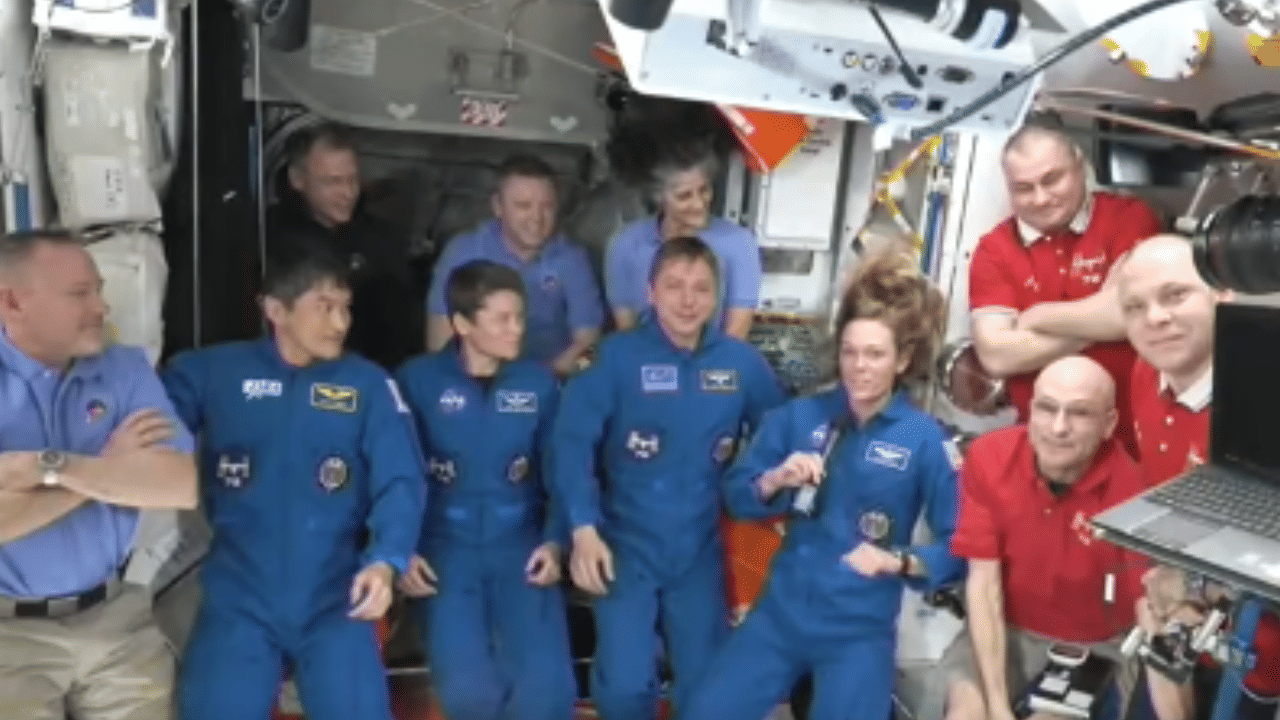 Sunita Williams return: സ്പേസ്എക്സ് ക്രൂ-10 അംഗങ്ങള്‍ ബഹിരാകാശനിലയത്തിൽ; സുനിത വില്യംസും സംഘവും ഉടൻ തിരിച്ചെത്തും