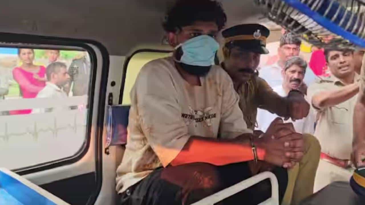Man Arrested: താമരശ്ശേരിയില്‍ പോലീസിനെ കണ്ട യുവാവ് എംഡിഎംഎ വിഴുങ്ങിയതായി സംശയം; പിടികൂടി മെഡിക്കല്‍ കോളേജിലേക്ക് മാറ്റി