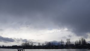 Kerala Weather Updates: ആശ്വാസം, കുളിര്‍മഴയെത്തുന്നു; 11ന് മൂന്ന് ജില്ലകളില്‍ യെല്ലോ അലര്‍ട്ട്‌