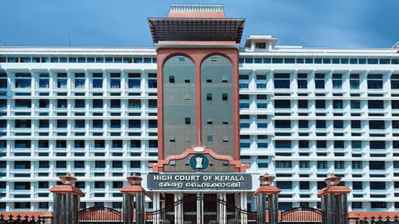 91 Year Old Man Attacks Wife: മറ്റു സ്ത്രീകളുമായി ബന്ധമുണ്ടെന്ന് പറഞ്ഞ് ശല്യം ചെയ്തു; 88കാരിയായ ഭാര്യയെ കുത്തിപരിക്കേൽപ്പിച്ച് 91കാരൻ, ഒടുവിൽ ജാമ്യം