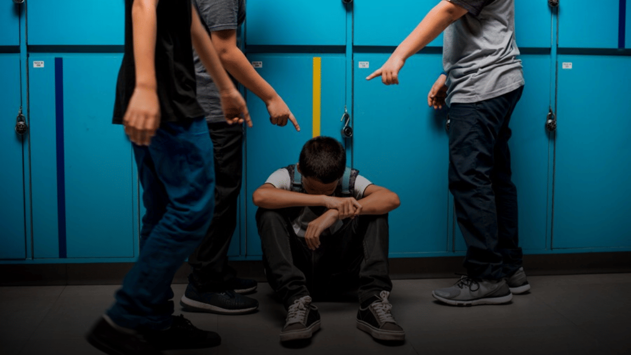 Areekode Students Clash: അരീക്കോട് പത്താം ക്ലാസുകാരനെ ക്രൂരമായി മർദ്ദിച്ച് സഹപാഠികൾ; ശബ്ദസന്ദേശവും പുറത്ത്