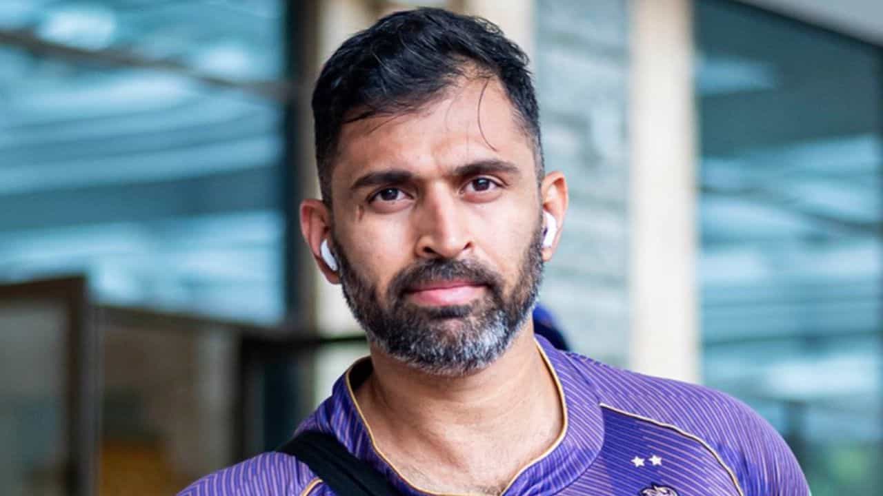 IPL 2025 : ഇന്ത്യൻ ടീമിൽ നിന്നും ഔട്ട്, കൊൽക്കത്തയിൽ ഇൻ; ബിസിസിഐ പുറത്താക്കിയ അഭിഷേക് നായർ കെകെആറിൽ
