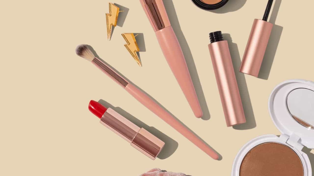 Abu Dhabi: ഹാനികരമായ പദാർത്ഥങ്ങൾ ഉൾപ്പെട്ടിട്ടുണ്ടെന്ന് കണ്ടെത്തൽ; അബുദാബിയിൽ 41 സൗന്ദര്യവർധക വസ്തുക്കൾ നിരോധിച്ചു