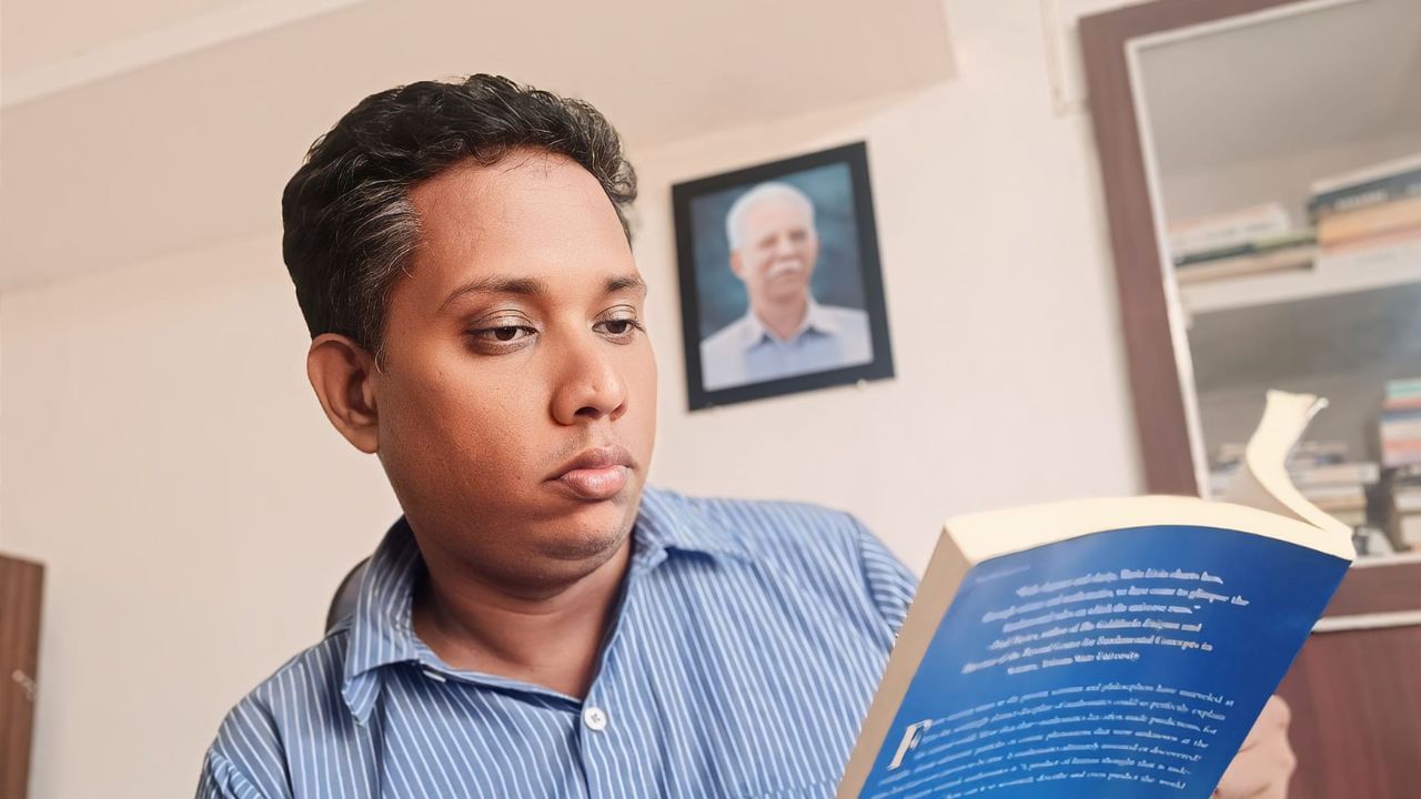 Arattannan Case : ആറാട്ടണ്ണൻ പെടുമോ? അശ്ലീല പരാമർശത്തിനെതിരെ 12 നടിമാർ പരാതിപ്പെട്ടു