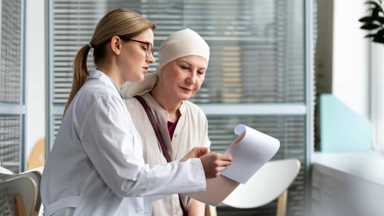 Cancer Risk in Asia: ഏഷ്യക്കാരില് കാന്സര് സാധ്യത വര്ധിക്കുന്നതിന് കാരണം കാലാവസ്ഥ; അരിയിലും മാറ്റങ്ങള് സംഭവിക്കുന്നു Cancer Risk in Asia: ഏഷ്യക്കാരില് കാന്സര് സാധ്യത വര്ധിക്കുന്നതിന് കാരണം കാലാവസ്ഥ; അരിയിലും മാറ്റങ്ങള് സംഭവിക്കുന്നു