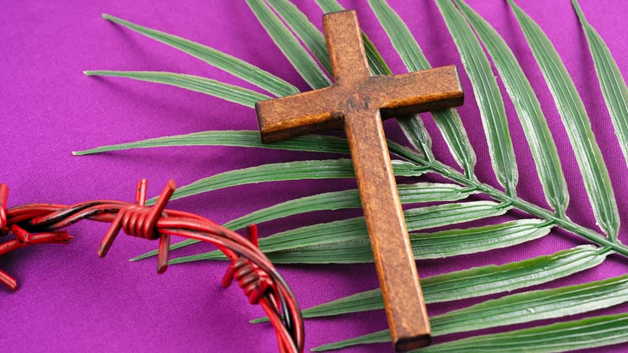 Maundy Thursday 2025: യേശുദേവന്റെ അന്ത്യ അത്താഴ സ്മരണയിൽ വീണ്ടുമൊരു പെസഹാ വ്യാഴം കൂടി; പ്രിയപ്പെട്ടവര്‍ക്ക് ആശംസകള്‍ നേരാം