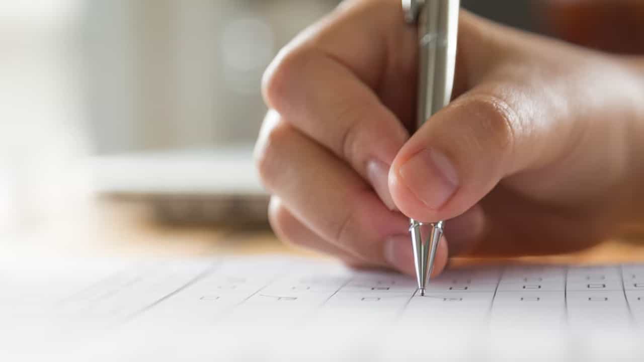 Kerala PSC Examination: പിഎസ്‌സി പരീക്ഷയില്‍ കട്ട് ഓഫ് നിശ്ചയിക്കുന്നത് എങ്ങനെ? ഷോര്‍ട്ട്‌ലിസ്റ്റും, റാങ്ക് ലിസ്റ്റും തമ്മിലുള്ള വ്യത്യാസമെന്ത്?