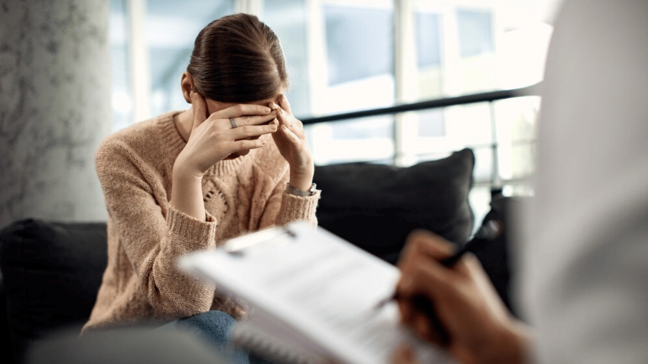Mental Health: മനസികാരോഗ്യത്തിനായി ഡയറ്റിൽ നിന്ന് ഒഴിവാക്കേണ്ട ഭക്ഷണങ്ങൾ Mental Health: മനസികാരോഗ്യത്തിനായി ഡയറ്റിൽ നിന്ന് ഒഴിവാക്കേണ്ട ഭക്ഷണങ്ങൾ