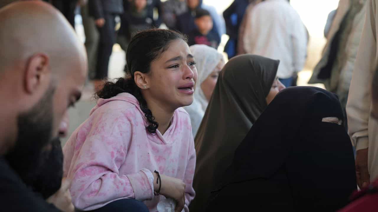 Israel-Palestine Conflict: എവിടെയും രക്ഷയില്ല; ഇസ്രായേലിന്റെ വ്യാപക ഒഴിപ്പില്‍ തുടരുന്നു, പലായനം ചെയ്ത് പലസ്തീനികള്‍