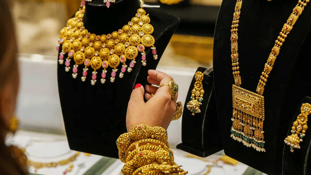 Kerala Gold Rate Today: ഇന്നും സ്വര്‍ണ‌ വില മുകളിലേക്ക് ; ഇന്നത്തെ നിരക്ക് അറിയാം