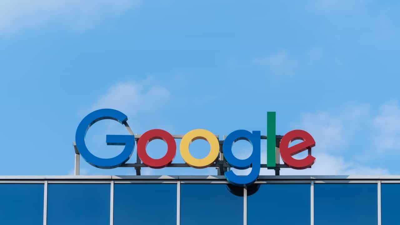 Google layoff: എഐ യുഗത്തിലേക്ക് ഗൂഗിൾ; മാറ്റത്തിന് തയ്യാറല്ലാത്തവർക്ക് വൊളന്ററി എക്സിറ്റ് പാക്കേജുകൾ പ്രഖ്യാപിച്ചു Google layoff: എഐ യുഗത്തിലേക്ക് ഗൂഗിൾ; മാറ്റത്തിന് തയ്യാറല്ലാത്തവർക്ക് വൊളന്ററി എക്സിറ്റ് പാക്കേജുകൾ പ്രഖ്യാപിച്ചു