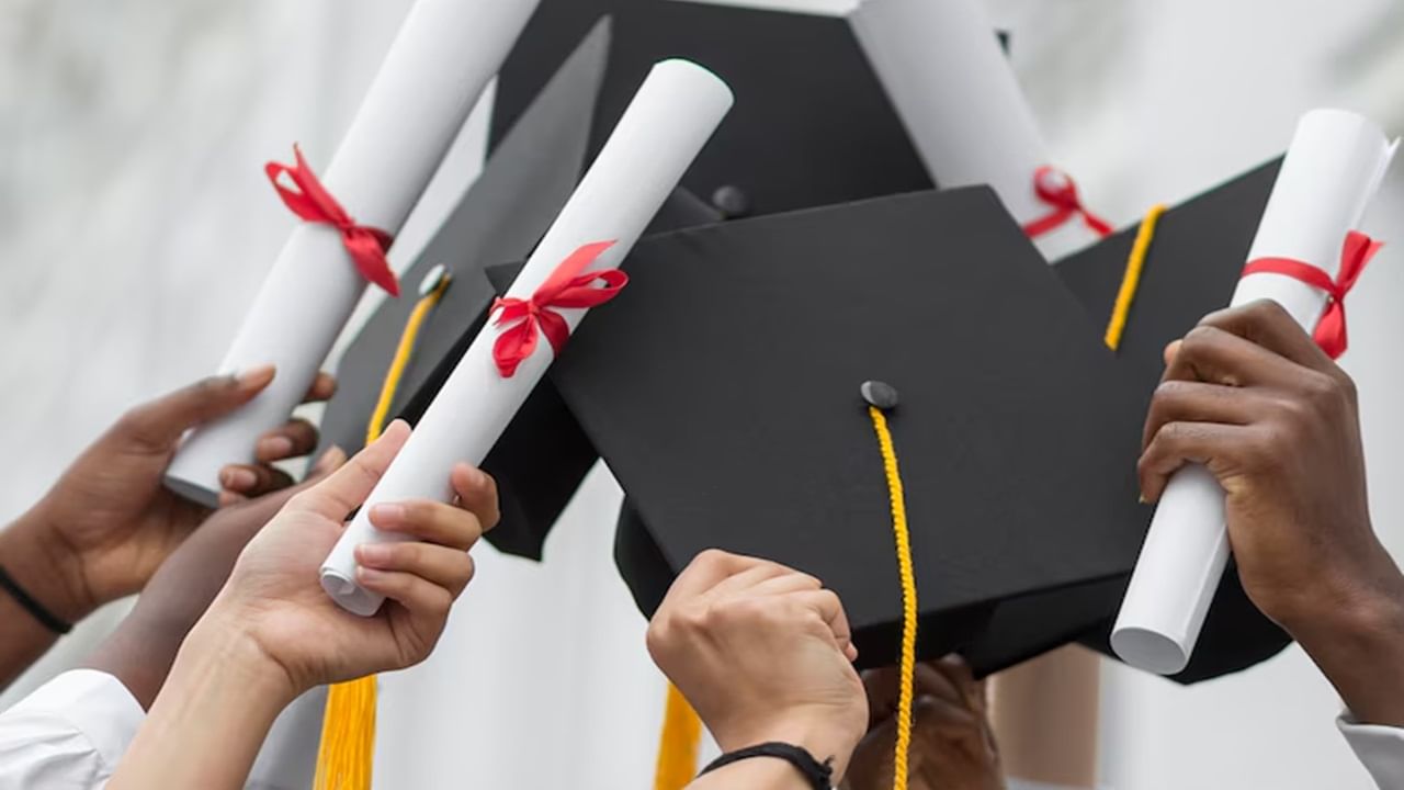 PG Programmes 2025: ഉന്നതപഠനമാണോ ലക്ഷ്യം? എംജി, കണ്ണൂര്‍ സര്‍വകലാശാലകളില്‍ പിജി പ്രോഗ്രാമുകള്‍ക്ക് അപേക്ഷിക്കാം