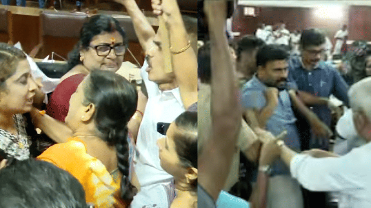 Palakkad Municipality Hedgewar Controversy: പാലക്കാട് ന​ഗരസഭയിൽ ഹെഡ്ഗേവാർ എന്തിന്? കൗണ്‍സില്‍ യോഗത്തില്‍ ബിജെപി-പ്രതിപക്ഷ അംഗങ്ങളുടെ കൂട്ടത്തല്ല്