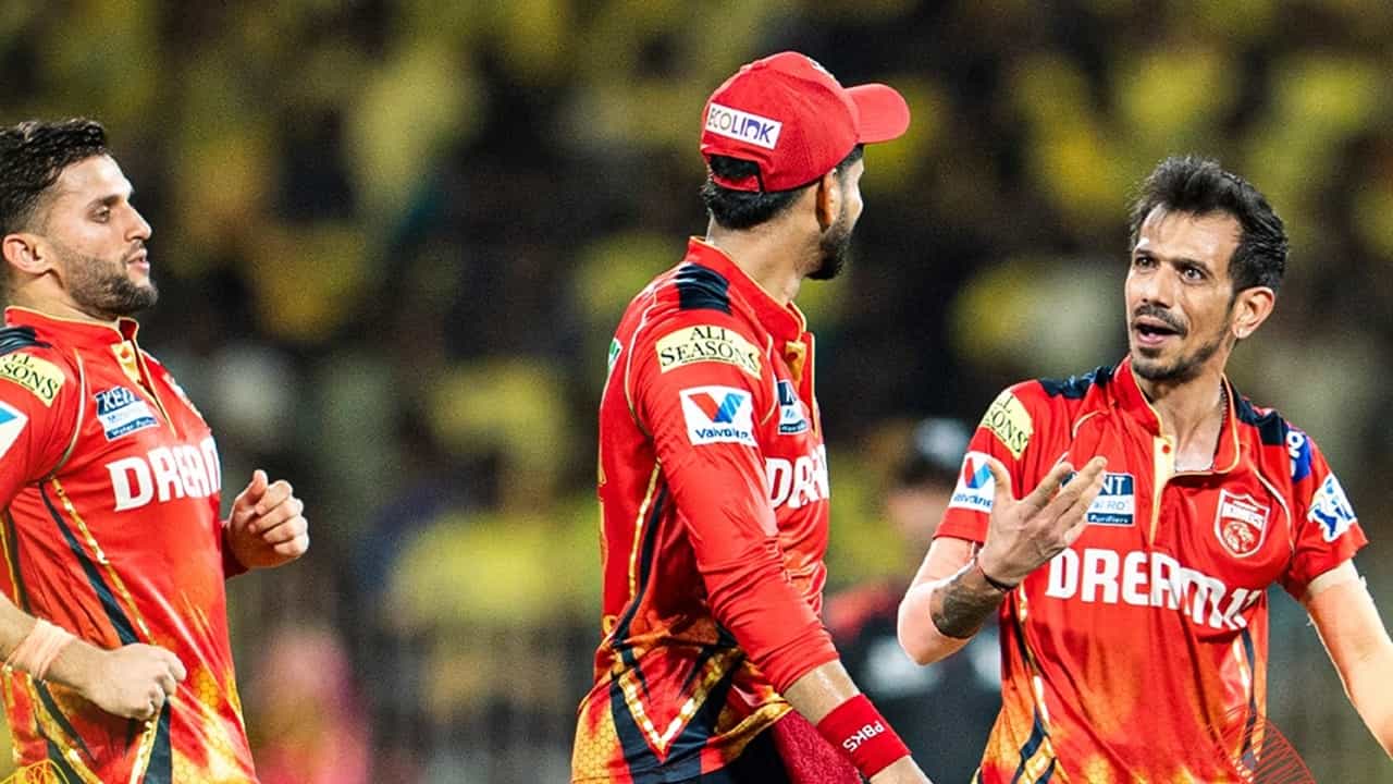 IPL 2025: ചഹലിന് ഹാട്രിക്; ചെന്നൈയെ കടൈകുട്ടി സിങ്കം കാത്തു, ഭേദപ്പെട്ട സ്കോര് IPL 2025: ചഹലിന് ഹാട്രിക്; ചെന്നൈയെ കടൈകുട്ടി സിങ്കം കാത്തു, ഭേദപ്പെട്ട സ്കോര്