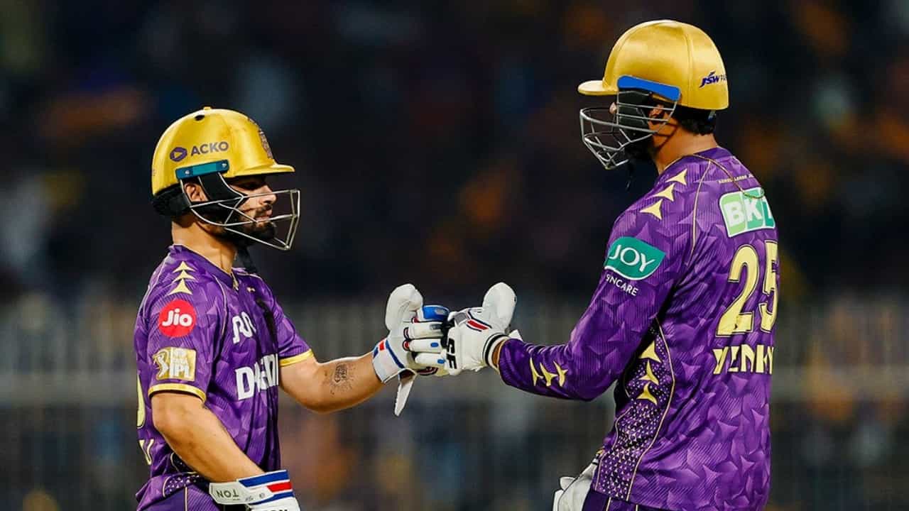IPL 2025: വാങ്ങിയ കോടികൾക്ക് അതിവേഗ ഫിഫ്റ്റിയിലൂടെ വെങ്കടേഷിൻ്റെ രക്ഷാപ്രവർത്തനം; കൊൽക്കത്തയ്ക്ക് മികച്ച സ്കോർ