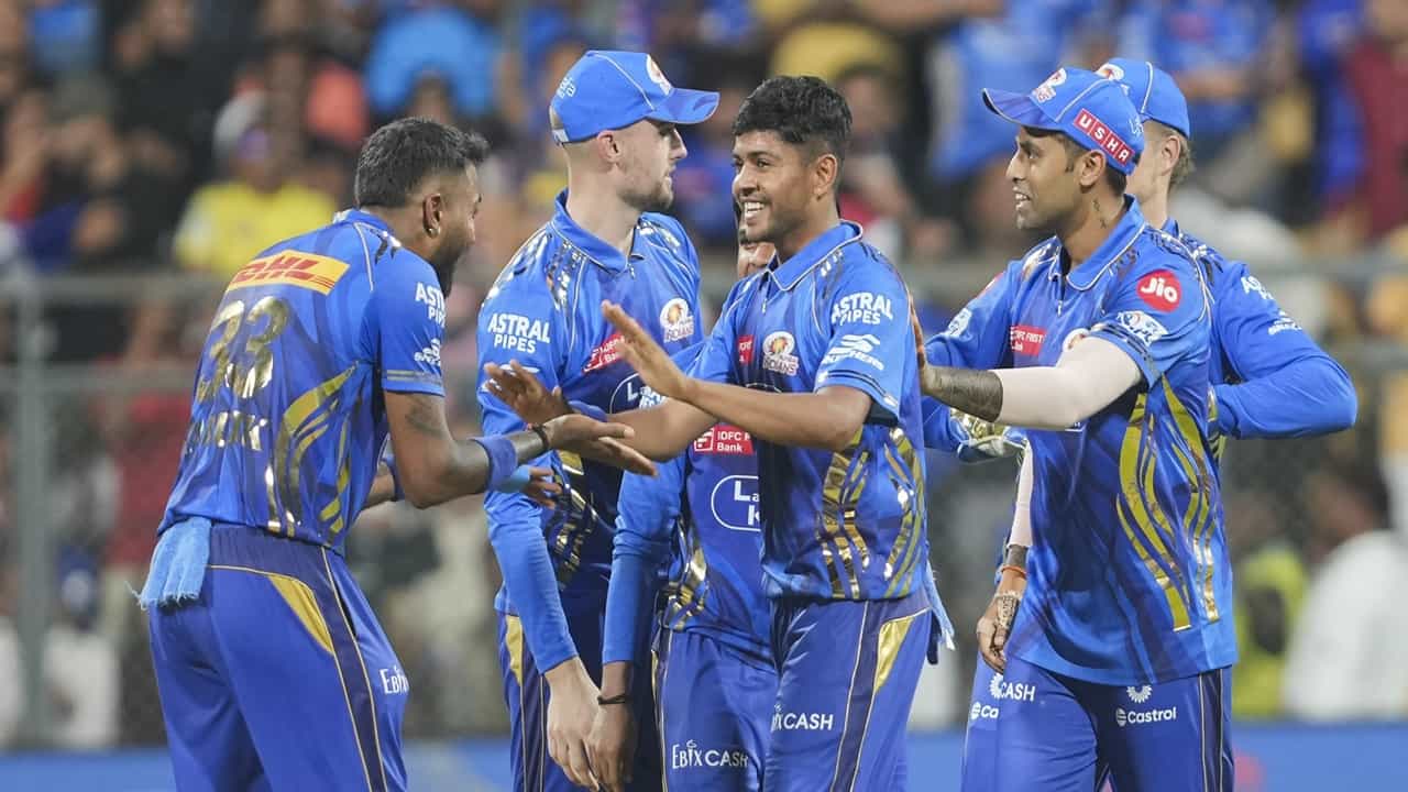 IPL 2025: അശ്വനിയുടെ അരങ്ങേറ്റത്തില്‍ ആടിയുലഞ്ഞ് കൊല്‍ക്കത്ത; മുംബൈ ഇന്ത്യന്‍സിന് ആദ്യ ജയം