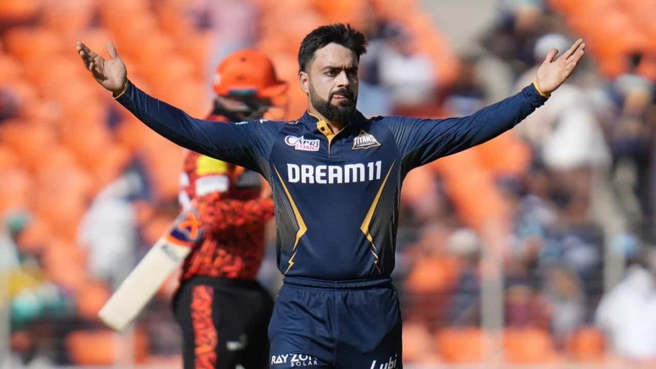 IPL 2025: പ്രതാപകാലത്തിൻ്റെ നിഴൽ പോലുമാവാൻ കഴിയാതെ റാഷിദ് ഖാൻ; കാരണങ്ങൾ പലത്