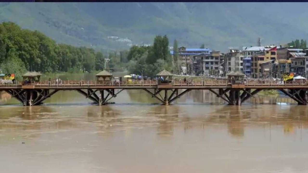 Pahalgam Attack: പാകിസ്ഥാനെതിരെ തിരിച്ചടി തുടര്‍ന്ന് ഇന്ത്യ; മുന്നറിയിപ്പില്ലാതെ ഉറി ഡാം തുറന്നു വിട്ടു