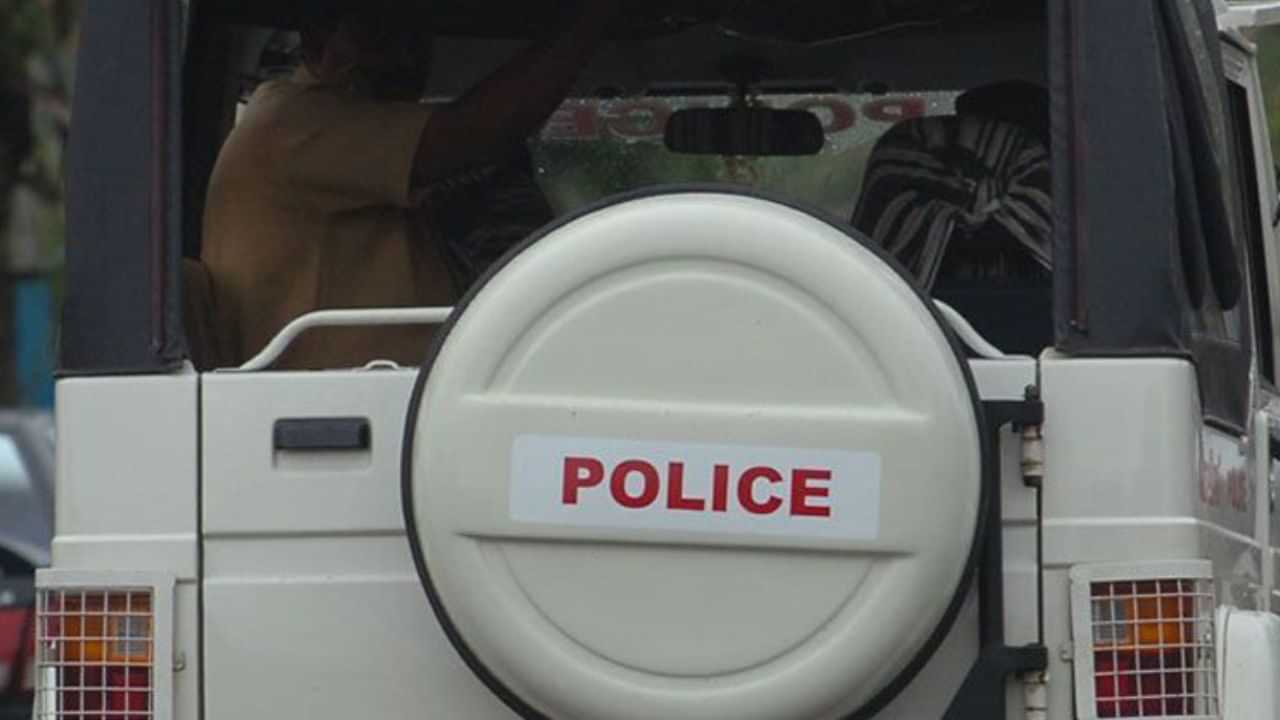 Pakistani Nationals in India: പാക് പൗരത്വമുള്ളവര് രാജ്യം വിടണം; നിര്ദേശം പിന്വലിക്കാനൊരുങ്ങി പോലീസ് Pakistani Nationals in India: പാക് പൗരത്വമുള്ളവര് രാജ്യം വിടണം; നിര്ദേശം പിന്വലിക്കാനൊരുങ്ങി പോലീസ്