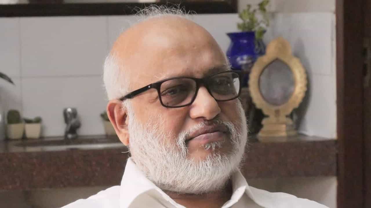 MA Baby: വിവാദങ്ങളോട് മുഖം തിരിച്ച പാര്‍ട്ടിയിലെ ബുദ്ധിജീവി; കേരള സ്റ്റുഡന്റ്‌സ് ഫെഡറേഷനില്‍ തുടങ്ങിയ രാഷ്ട്രീയ പ്രയാണം; എംഎ ബേബിയുടെ ജീവിതയാത്രയിലൂടെ