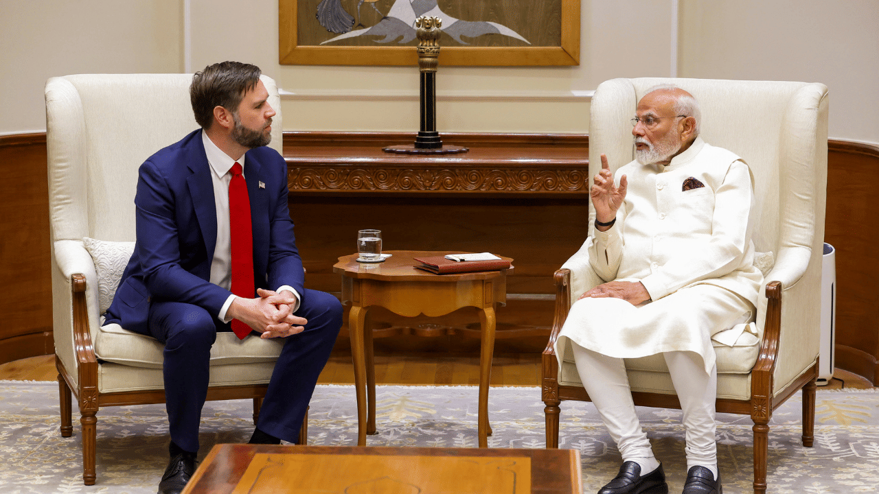 Narendra Modi-JD Vance Meet: ജെഡി വാൻസുമായി കൂടിക്കാഴ്ച നടത്തി മോദി; വ്യാപാര കരാറിലെ പുരോഗതിയെ സ്വാഗതം ചെയ്ത് നേതാക്കൾ