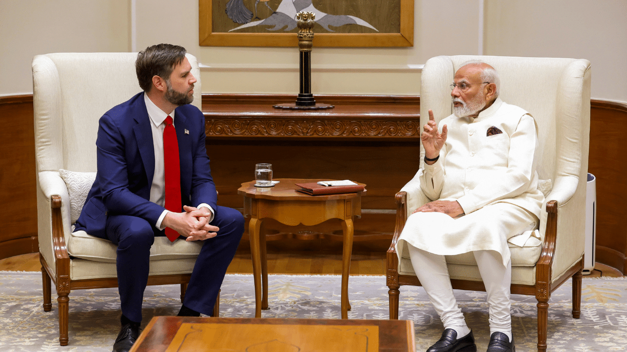 Narendra Modi-JD Vance Meet: ജെഡി വാൻസുമായി കൂടിക്കാഴ്ച നടത്തി മോദി; വ്യാപാര കരാറിലെ പുരോഗതിയെ സ്വാഗതം ചെയ്ത് നേതാക്കൾ