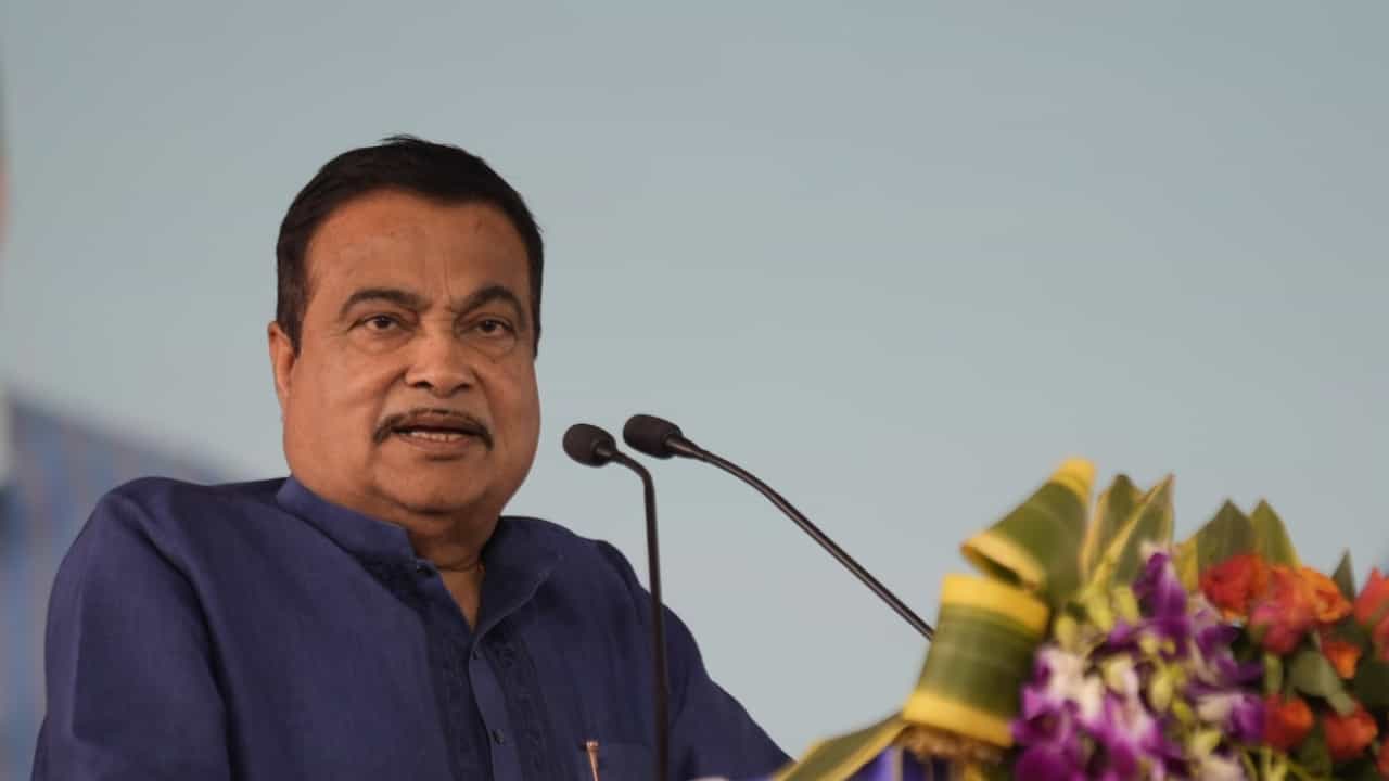 Vehicle New Horn Rule: വാഹനങ്ങൾക്കിനി ഹോണല്ല, ശബദം ഓടക്കുഴലും വയലിനുമാകാം