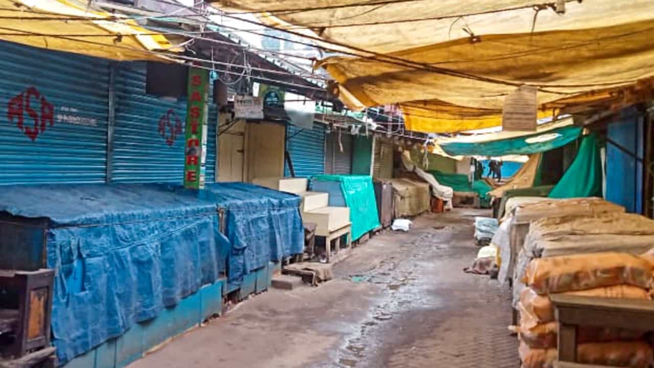 Ooty Shutdown: കടകളില്ല, ഓട്ടോകളോ ടാക്സികളോ ഇല്ല; ഊട്ടിയുടെ അടച്ചുപൂട്ടലിനുള്ള കാരണമറിയാം