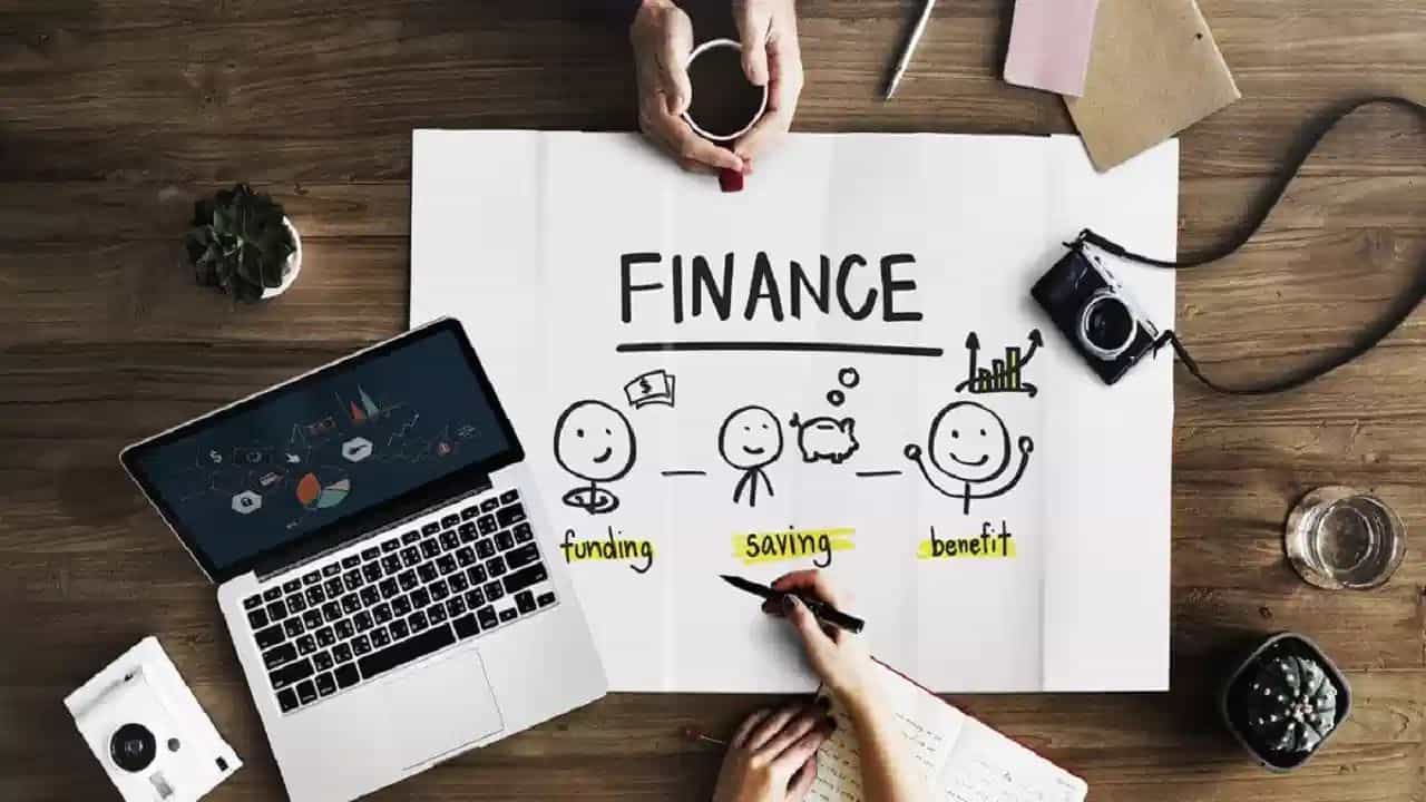 Financial Planning Tips: ശമ്പളം കുറവാണെങ്കിലും സാമ്പത്തിക ലക്ഷ്യത്തിലെത്താന്‍ ഈ 5 കാര്യങ്ങള്‍ മതി