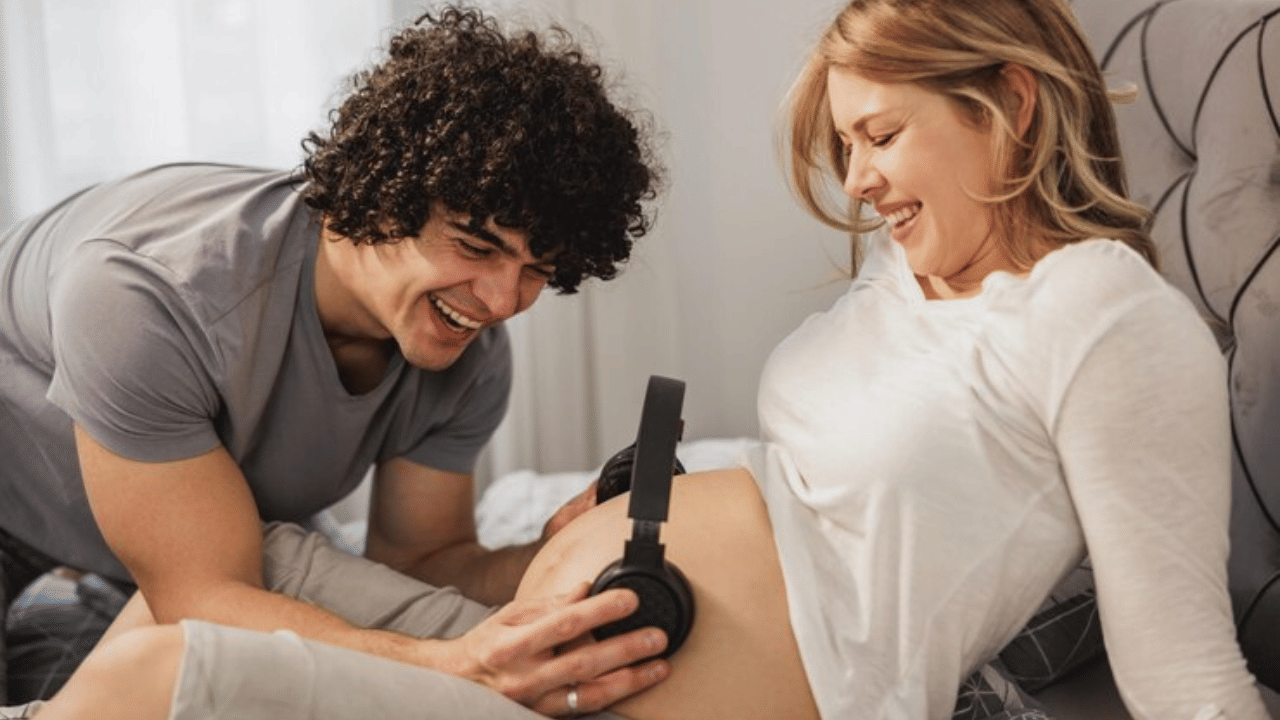 Pregnancy Second Trimester Care: മലബന്ധം, ഹോർമോൺ മാറ്റങ്ങൾ, മൂത്രശങ്ക; നാലാം മാസം മുതൽ ഗർഭിണികൾ ശ്രദ്ധിക്കേണ്ടത് Pregnancy Second Trimester Care: മലബന്ധം, ഹോർമോൺ മാറ്റങ്ങൾ, മൂത്രശങ്ക; നാലാം മാസം മുതൽ ഗർഭിണികൾ ശ്രദ്ധിക്കേണ്ടത്