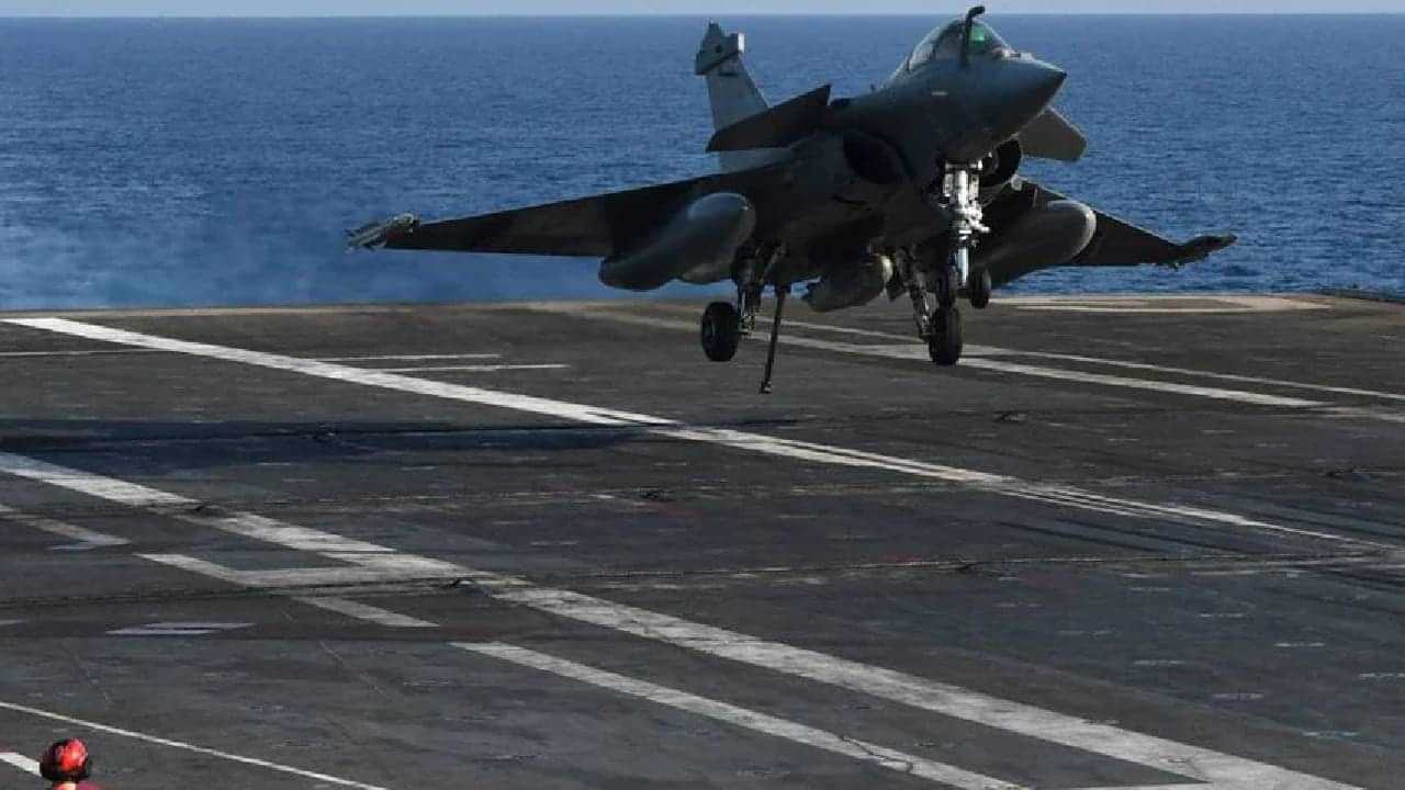 രാജ്യത്ത് എത്തുക 26 റഫാൽ യുദ്ധ വിമാനങ്ങൾ: 63,000 കോടിയുടെ കരാറിൽ  ഒപ്പുവച്ച് ഇന്ത്യയും ഫ്രാൻസും