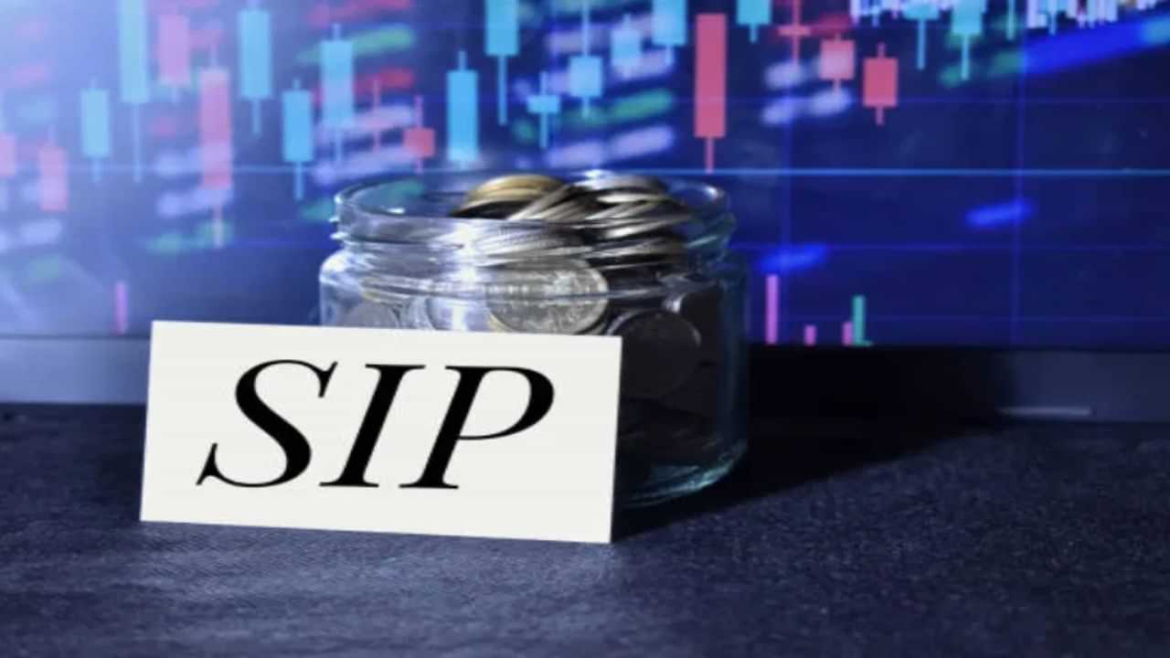 SIP: വെറും 5,000 രൂപ കൊണ്ട് മാസം 1 ലക്ഷം നേടാം, അതും 22 വര്‍ഷത്തേക്ക്