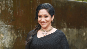 Sujatha Mohan: ‘നസ്രിയയുടെ അമ്മയായി അഭിനയിക്കാന്‍ ജൂഡ് ആന്റണി വിളിച്ചിരുന്നു’; സുജാത മോഹന്‍