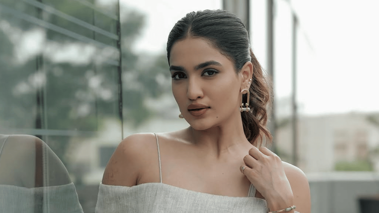 Saniya Iyappan: സാരിയുടുത്താൽ പറയും തള്ളച്ചിയെന്ന്, ബിക്കിനിയിട്ടാൽ സംസ്കാരമില്ലാത്തവൾ, എന്ത് ചെയ്താലും പ്രശ്നമാണ്; സാനിയ അയ്യപ്പൻ