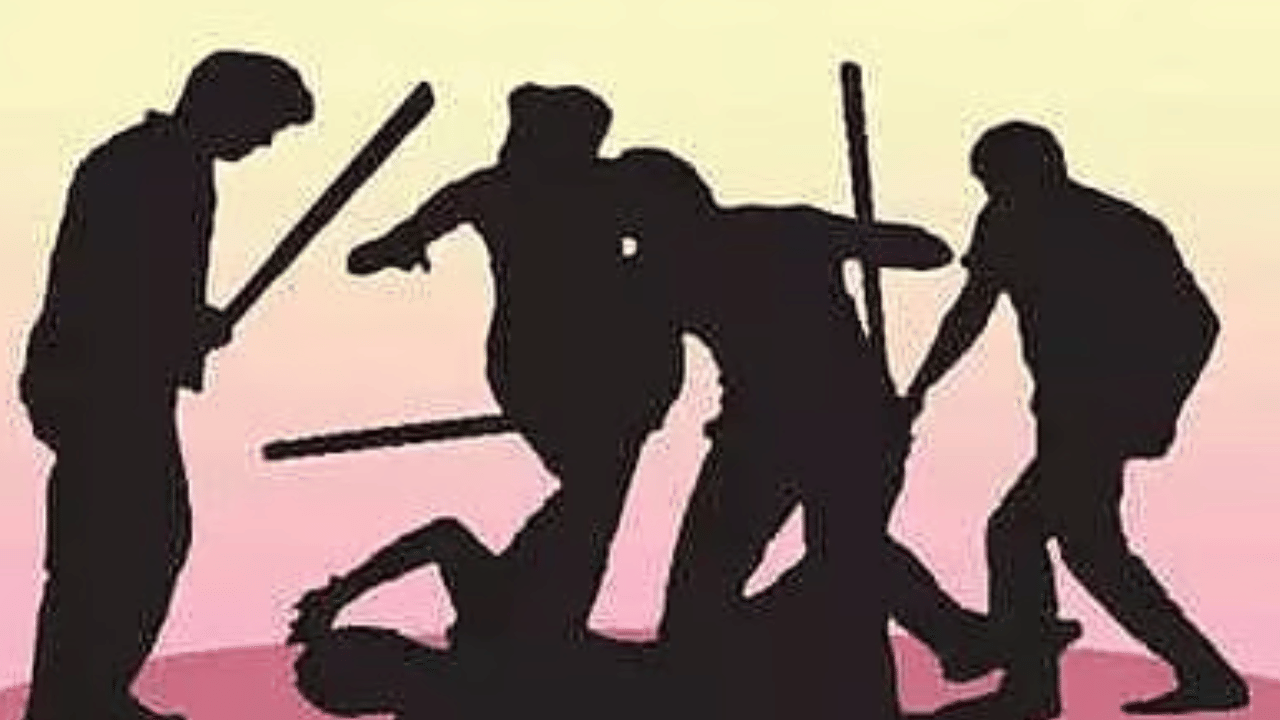 Police Officer Attacked: ഒറ്റപ്പാലം മീറ്റ്‌നയില്‍ സംഘർഷം; എസ്ഐ ഉള്‍പ്പെടെ രണ്ടുപേര്‍ക്ക് വെട്ടേറ്റു