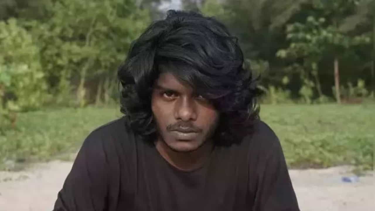 Rapper Vedan: വേടന്റെ ഫ്ലാറ്റിൽ നിന്ന് കഞ്ചാവ് വേട്ടയാടി പൊലീസ്‌, അറസ്റ്റ് ഉടന്‍