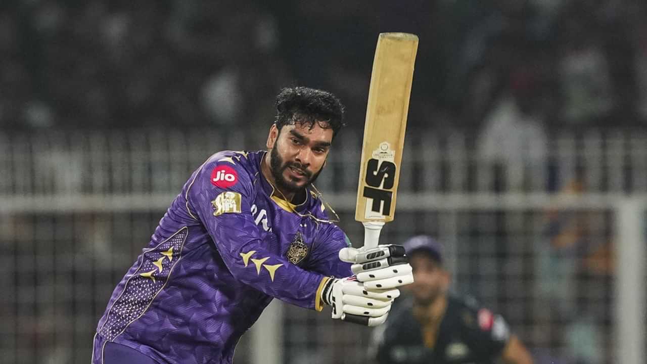 IPL 2025: 23.75 കോടിയുടെ താരം, തുഴഞ്ഞ് ടീമിനെ തോല്പിച്ചു; വെങ്കടേഷ് അയ്യര്ക്ക് പൊങ്കാല IPL 2025: 23.75 കോടിയുടെ താരം, തുഴഞ്ഞ് ടീമിനെ തോല്പിച്ചു; വെങ്കടേഷ് അയ്യര്ക്ക് പൊങ്കാല