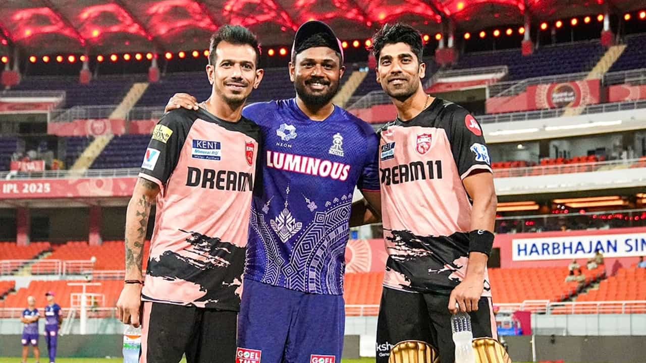 IPL 2025: സഞ്ജുവിന്റെ ക്യാപ്റ്റന്സിയില് പഞ്ചാബിനെ വീഴ്ത്താന് രാജസ്ഥാന്; ഡല്ഹിക്കെതിരെ ചെന്നൈയെ ധോണി നയിക്കുമോ? IPL 2025: സഞ്ജുവിന്റെ ക്യാപ്റ്റന്സിയില് പഞ്ചാബിനെ വീഴ്ത്താന് രാജസ്ഥാന്; ഡല്ഹിക്കെതിരെ ചെന്നൈയെ ധോണി നയിക്കുമോ?