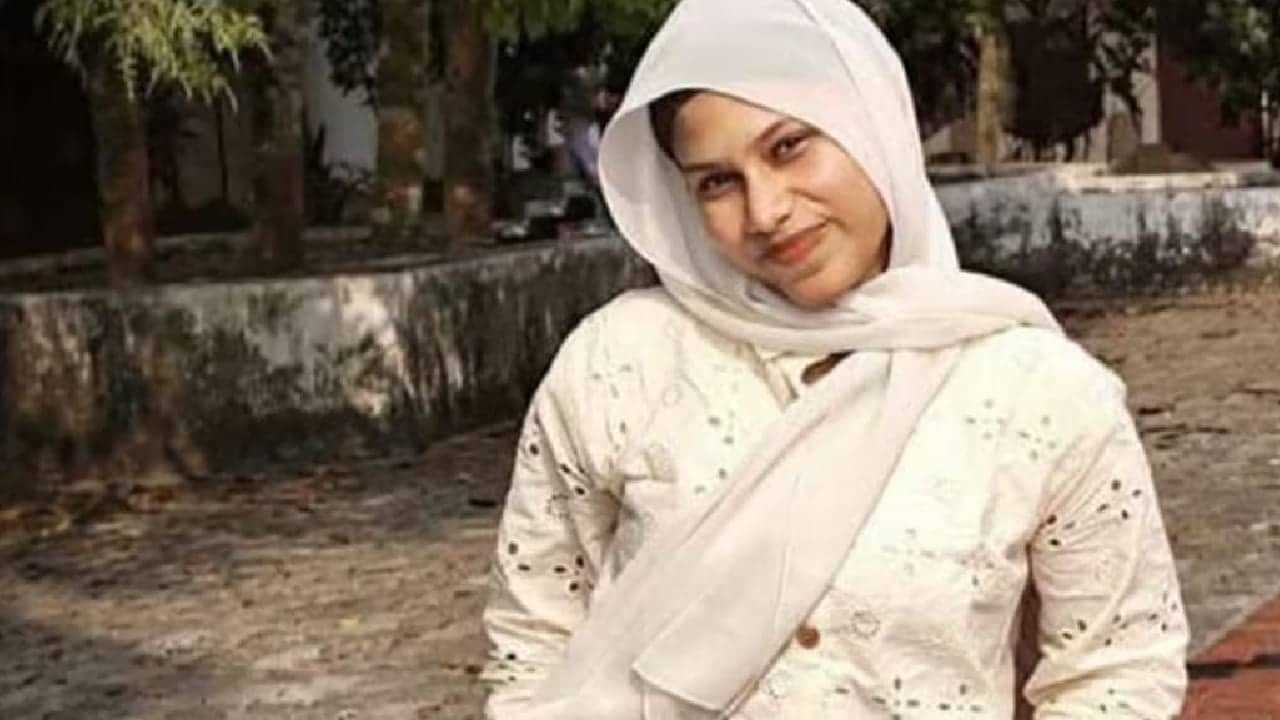 പെരുമ്പാവൂരിൽ പുഴയരികിലെ പാറയിൽനിന്ന് കാൽവഴുതി വീണ് കോളജ് വിദ്യാർത്ഥിനി മുങ്ങിമരിച്ചു