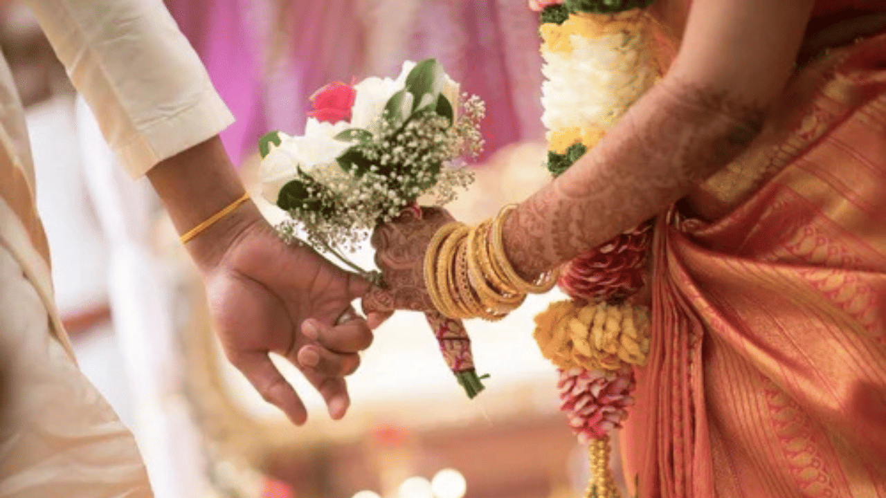 Marriage Registration: വിവാഹ രജിസ്‌ട്രേഷനും സ്മാർട്ടായി; വരനും വധുവും സ്ഥലത്തില്ലാതെ തന്നെ രജിസ്റ്റർ ചെയ്യാം