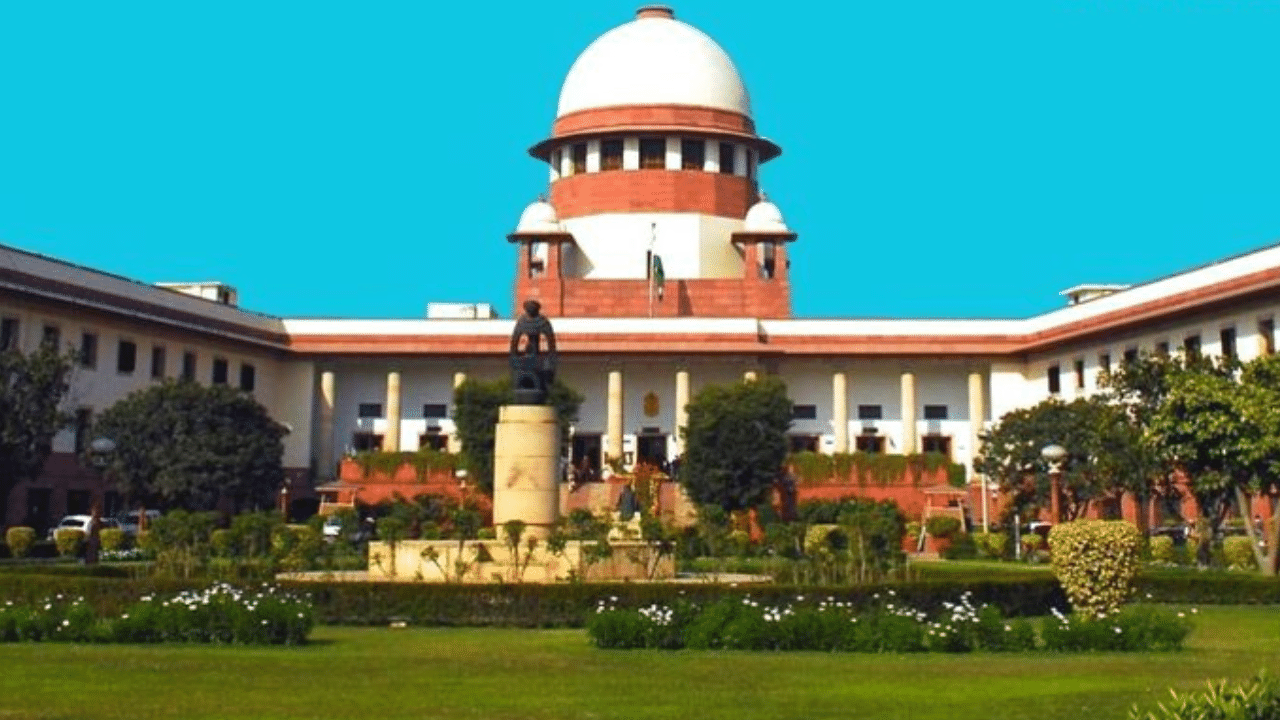 Supreme Court: ബില്ലുകളിൽ മൂന്ന് മാസത്തിനകം തീരുമാനമെടുക്കണം; രാഷ്ട്രപതിക്ക് സമയപരിധി നിശ്ചയിച്ച് സുപ്രീംകോടതി