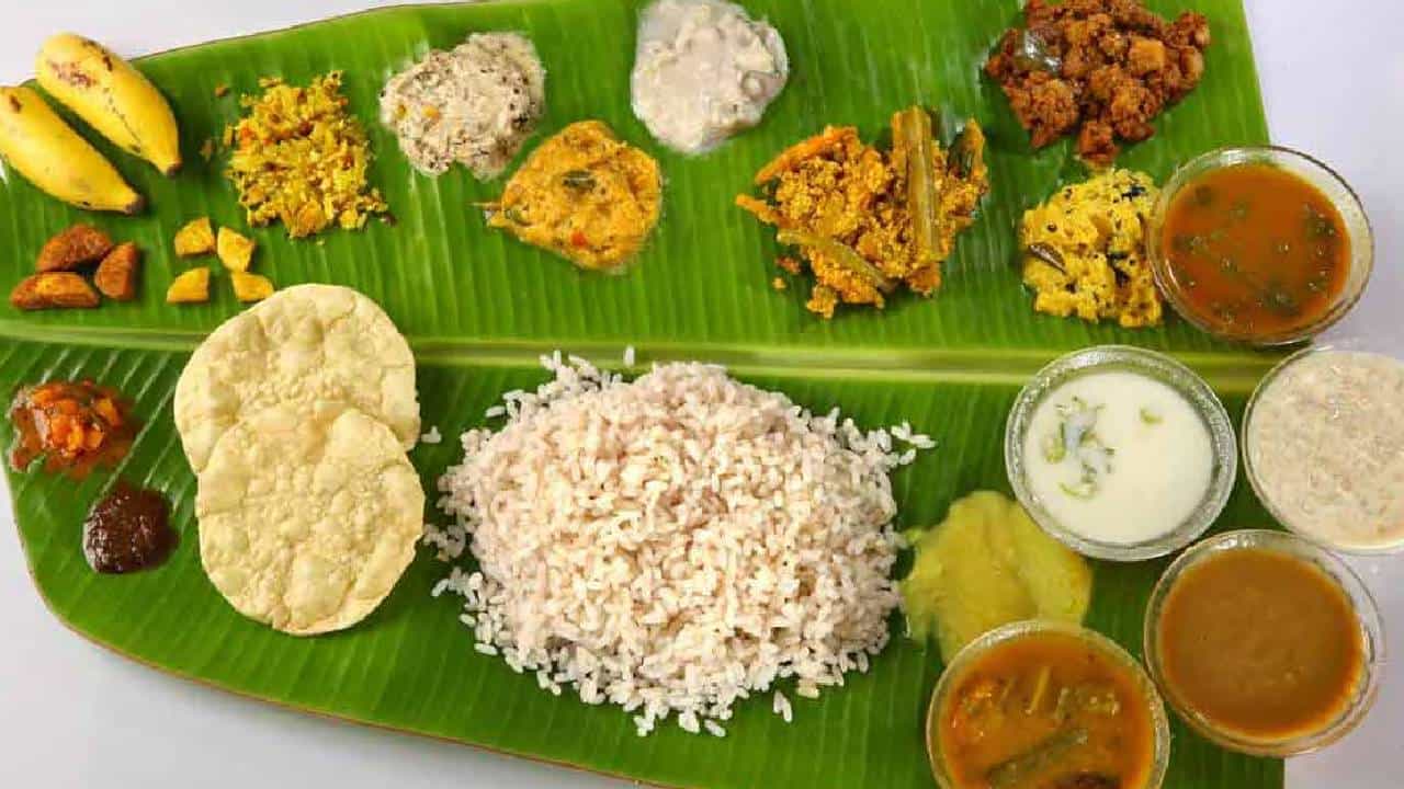 Vishu 2025: നാട്ടിലെത്താൻ കഴിഞ്ഞില്ലെന്ന് കരുതി വിഷു സദ്യയിൽ ഒരു കുറവും വരുത്തേണ്ട! ബെംഗളൂരുവിൽ സദ്യ ലഭിക്കുന്ന ഹോട്ടലുകൾ ഇതാ